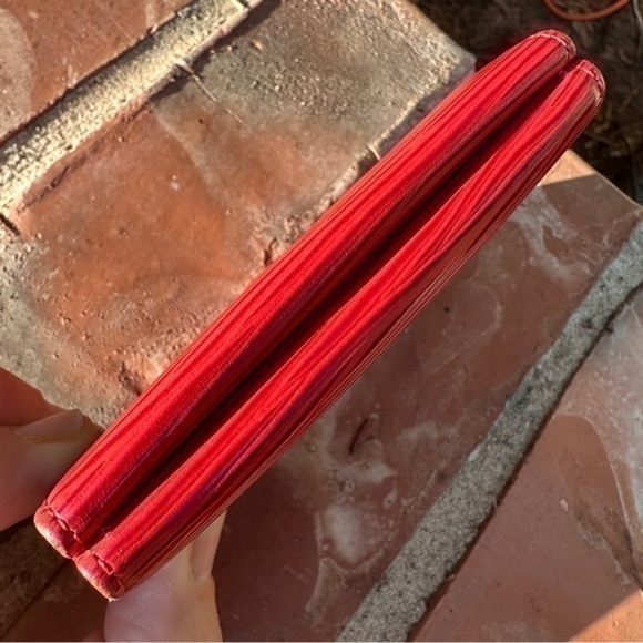 AUTHENTIC Louis Vuitton Malletier Epi Red Leather Elise Wallet - Picture 9 of 11